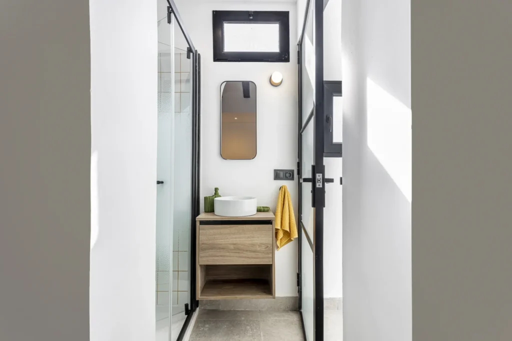Vivienda reformada en Avenida del Puerto, La Creu del Grau — proyecto Reform Decor