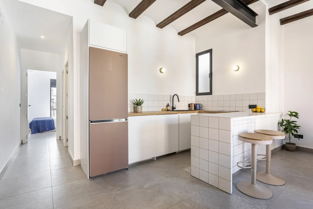 Vivienda reformada en Avenida del Puerto, La Creu del Grau — proyecto Reform Decor