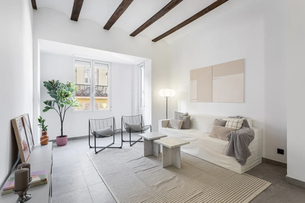 Vivienda reformada en El Cabanyal, calle Progreso — proyecto Reform Decor